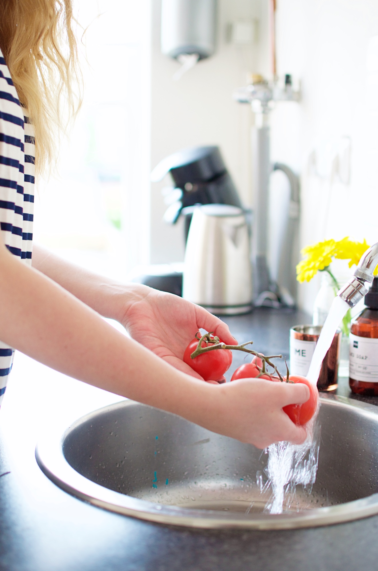 Final kitchen make over • a cup of life Aanrecht keuken gele